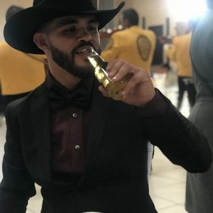 Meet your Posher, Frank